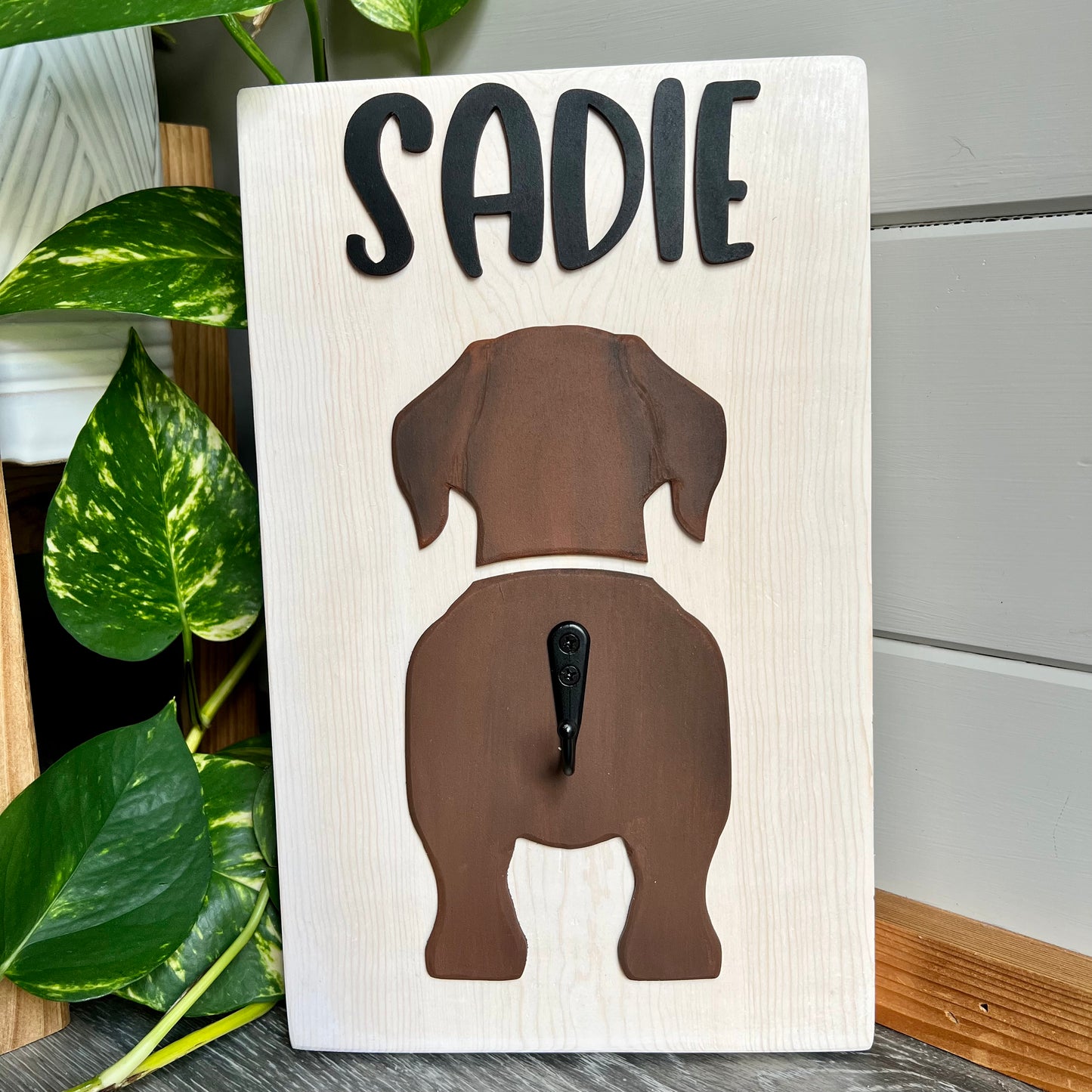 Personalized Dog Leash Holder - Wall Mount